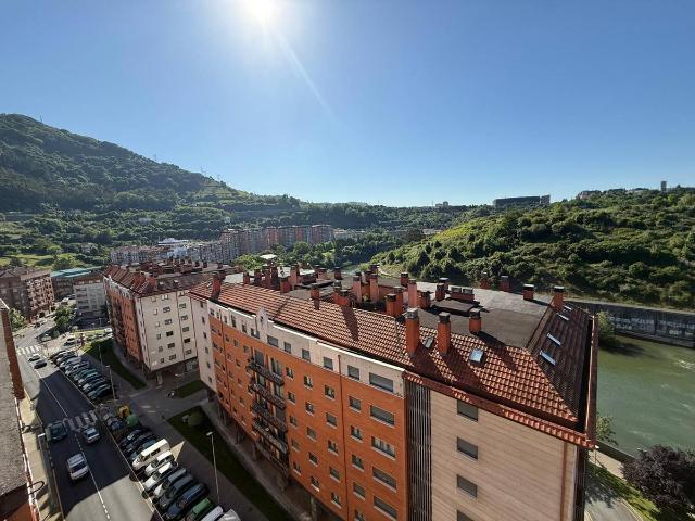 Piso en venta en Arrigorriaga, Cubo