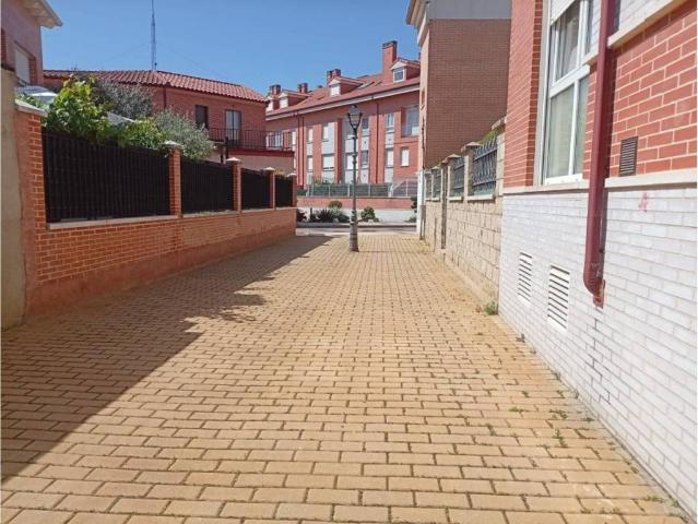 Piso en venta en Arroyo De La Encomienda, Castilla y León