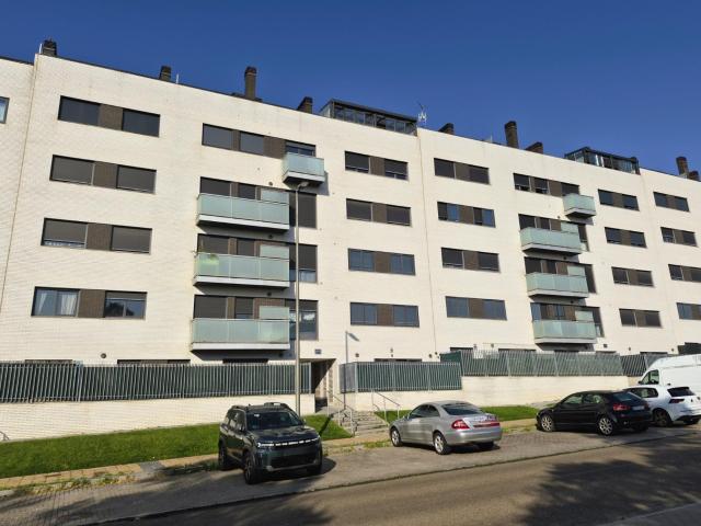 Piso en venta en La Vega, Arroyo De La Encomienda