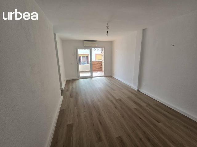 Piso en venta en La Sierrezuela, Costa del Sol Occidental
