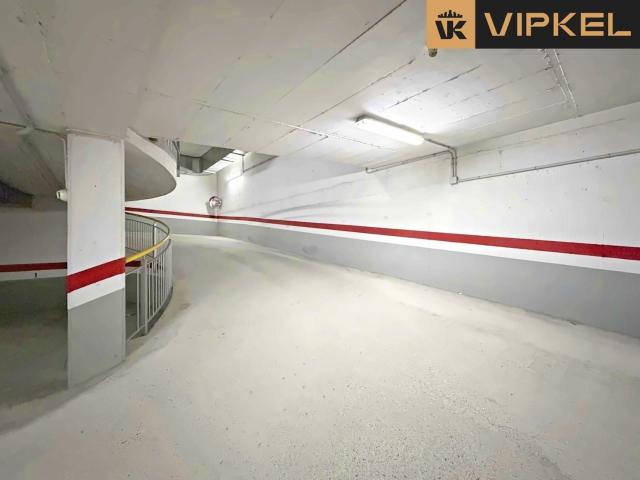 Piso en venta en Arteixo, A Coruña