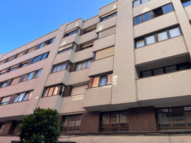 Piso en venta en Centro, Oviedo