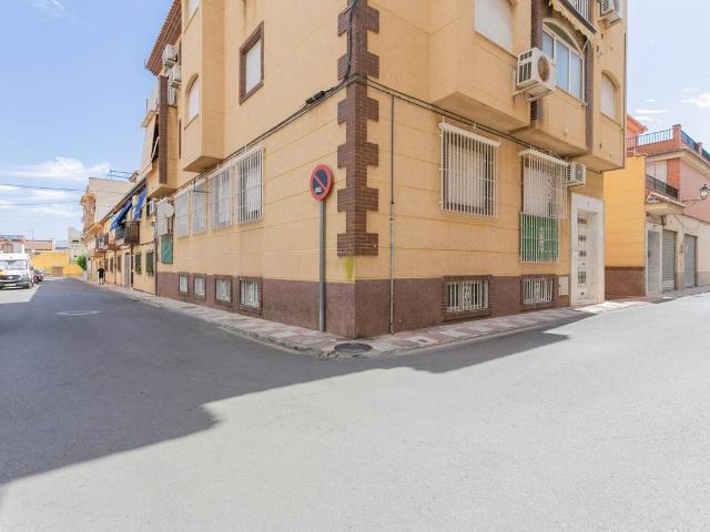 Piso en venta en Armilla, Santa Juliana