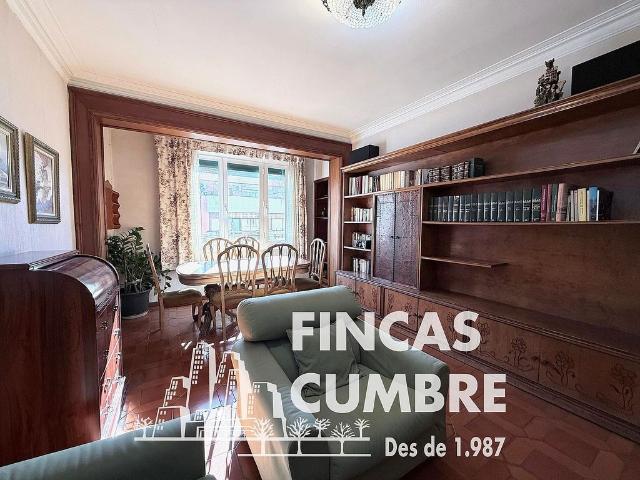 Piso en venta en Horta-Guinardó, Barcelonès