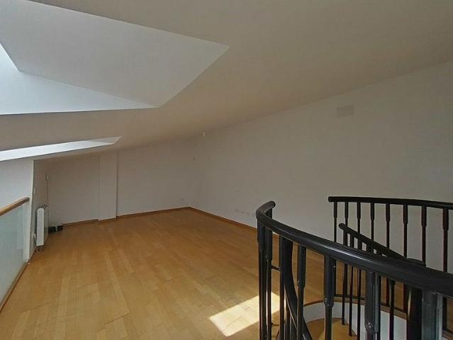 Piso en venta en Palau, Gironès
