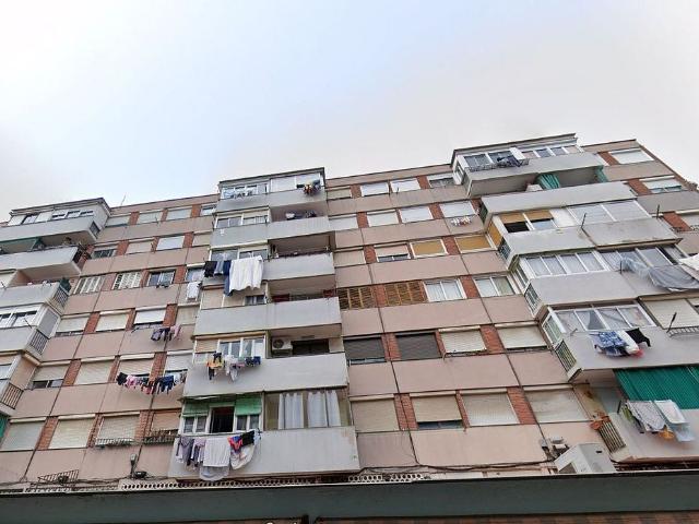 Piso en venta en Nou Barris, Barcelonès