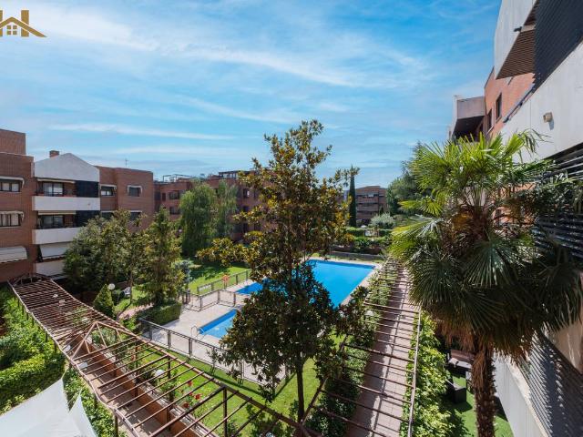 Piso en venta en Pozuelo De Alarcón, Pozuelo Estación