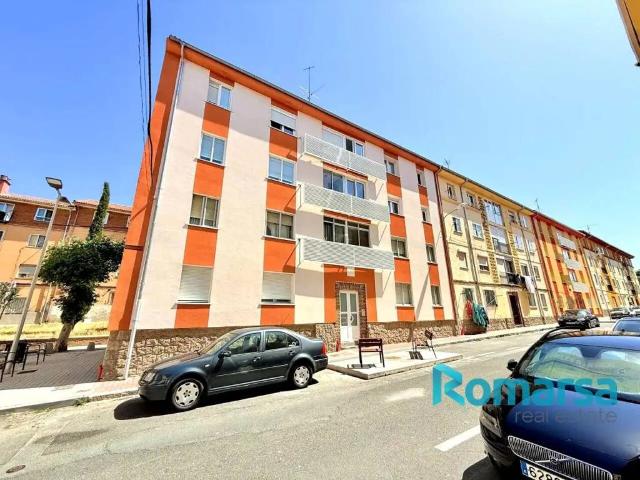 Piso en venta en Ávila