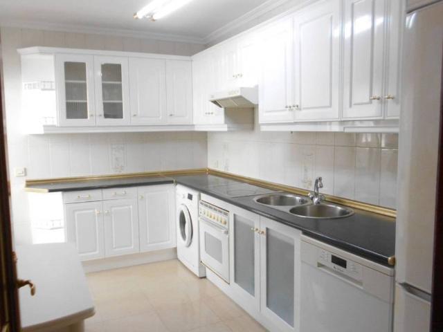 Piso en venta en Ávila, Castilla y León