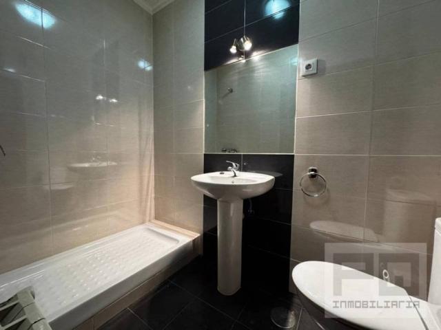 Piso en venta en Ávila, Castilla y León