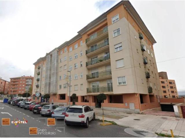 Piso en venta en Ávila, Castilla y León