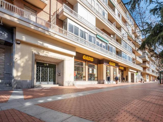 Piso en venta en Ávila