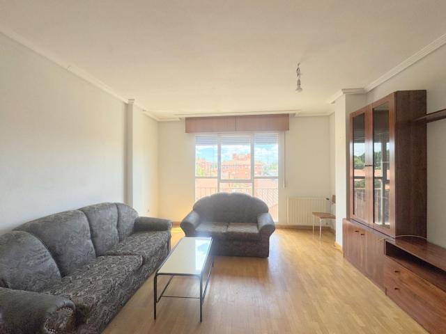 Piso en venta en Ávila, Castilla y León