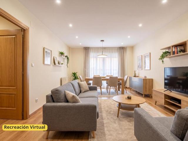 Piso en venta en Ávila, Castilla y León