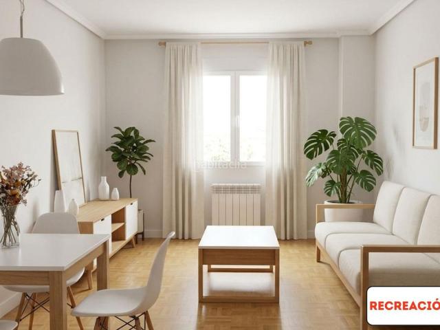 Piso en venta en Ávila, Castilla y León