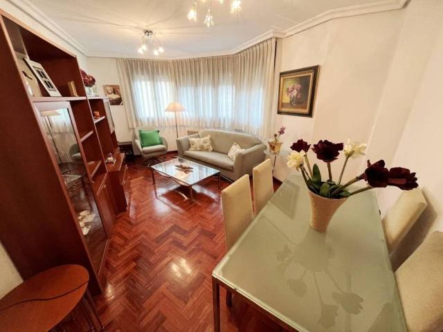Piso en venta en Avilés