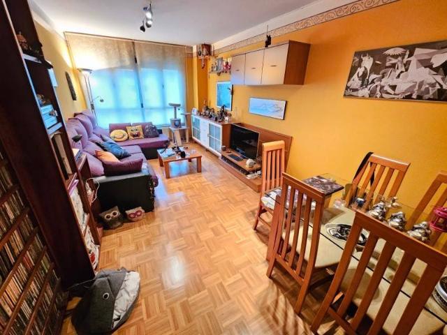 Piso en venta en Avilés, Asturias