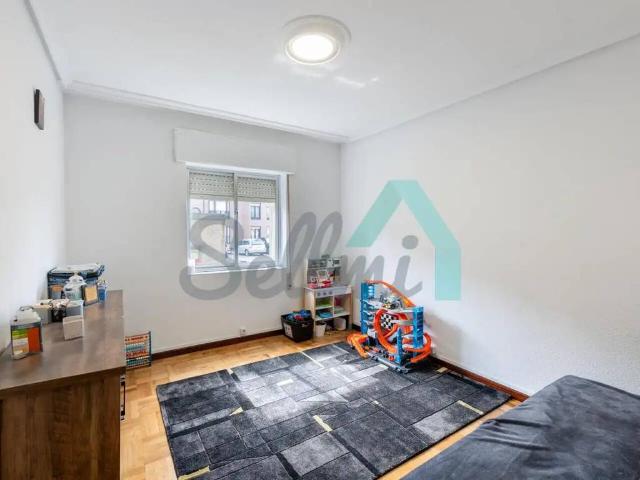 Piso en venta en Los Calvos, Avilés
