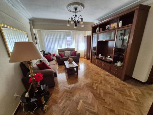 Piso en venta en Avilés, Asturias