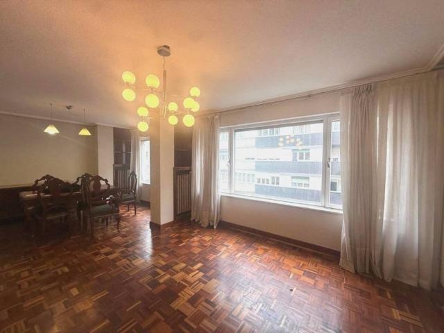 Piso en venta en Avilés, Asturias