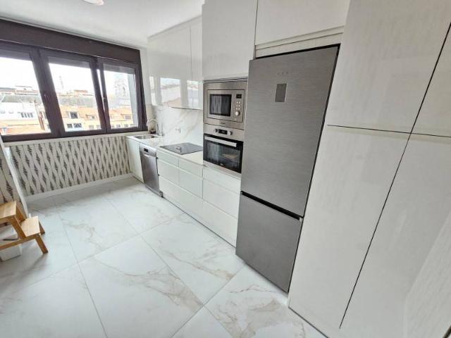 Piso en venta en Avilés, Asturias