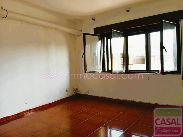 Piso en venta en Avilés, Asturias
