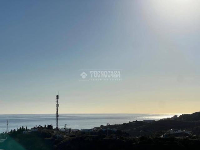 Piso en venta en Rincón De La Victoria, Málaga