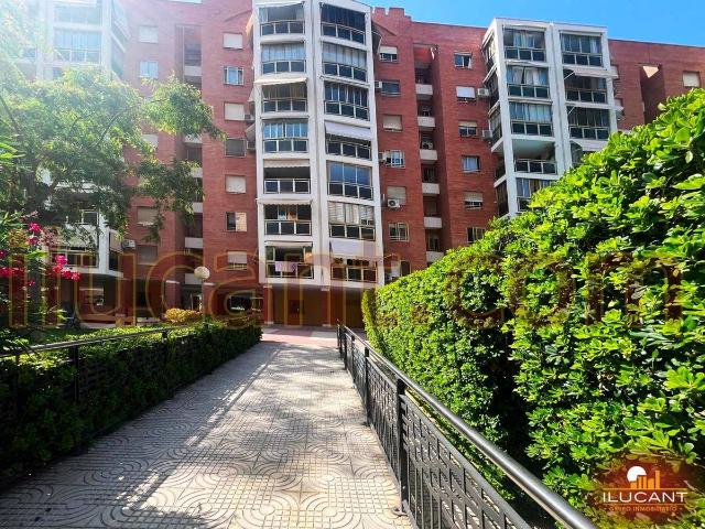 Piso en venta en Alicante, Centre Històric