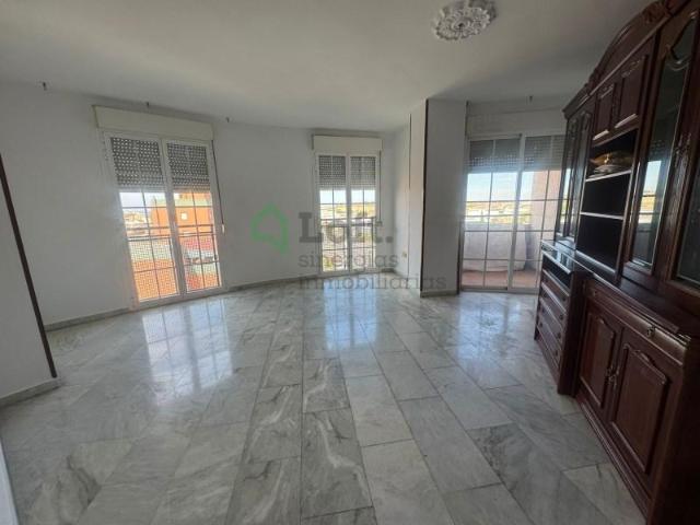 Piso en venta en Barriada San Miguel, Tierra de Badajoz
