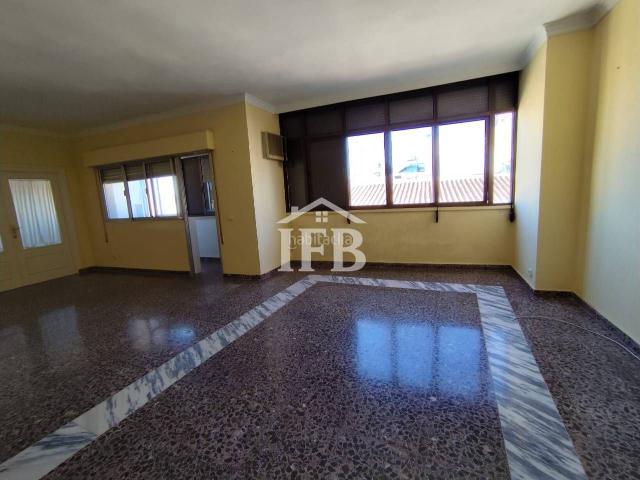 Piso en venta en Casco Antiguo, Tierra de Badajoz