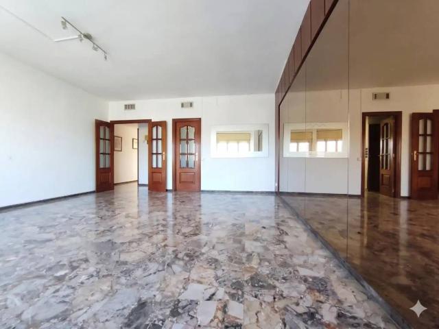Piso en venta en Districte 5, Barcelonès
