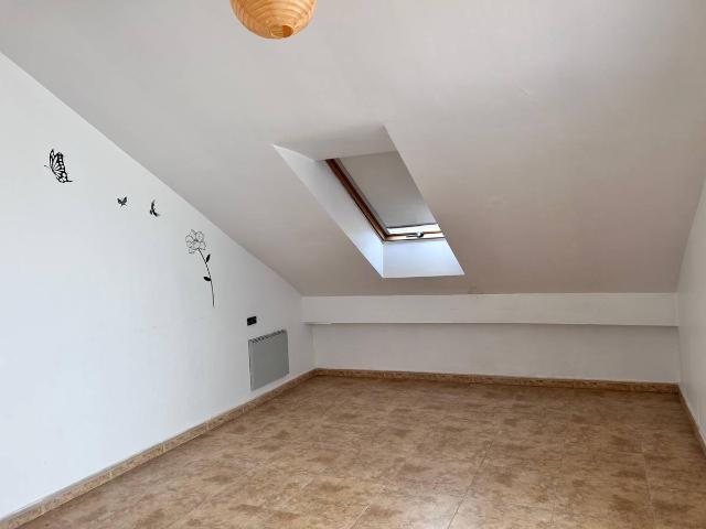 Piso en venta en Barrio Poetas de la Hispanidad, Baeza
