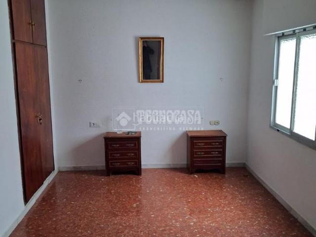 Piso en venta en Barrio Poetas de la Hispanidad, Baeza