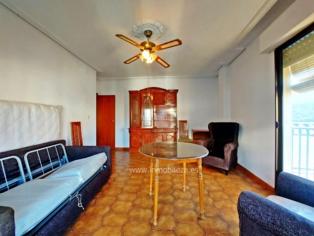 Piso en venta en Barrio Poetas de la Hispanidad, Baeza