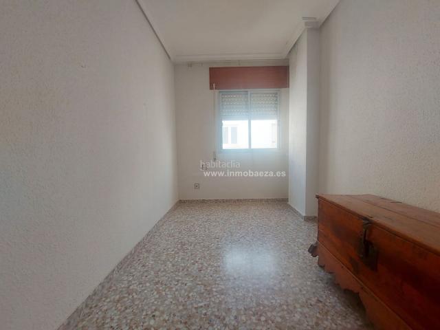 Piso en venta en Barrio Poetas de la Hispanidad, Baeza