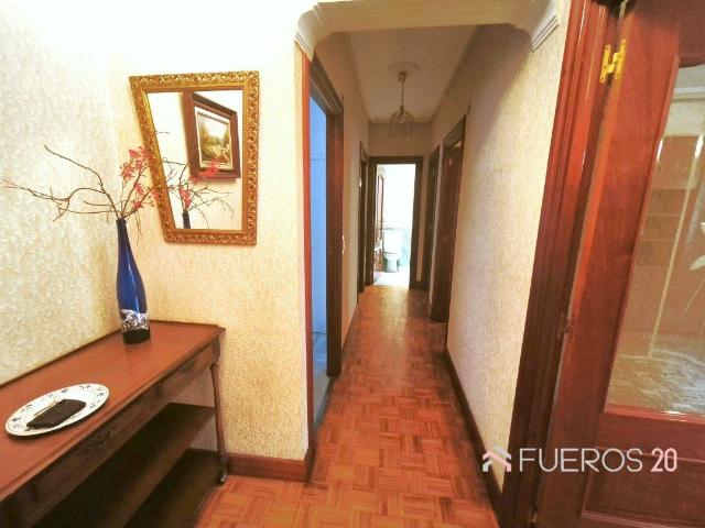 Piso en venta en Barakaldo, Landaburu