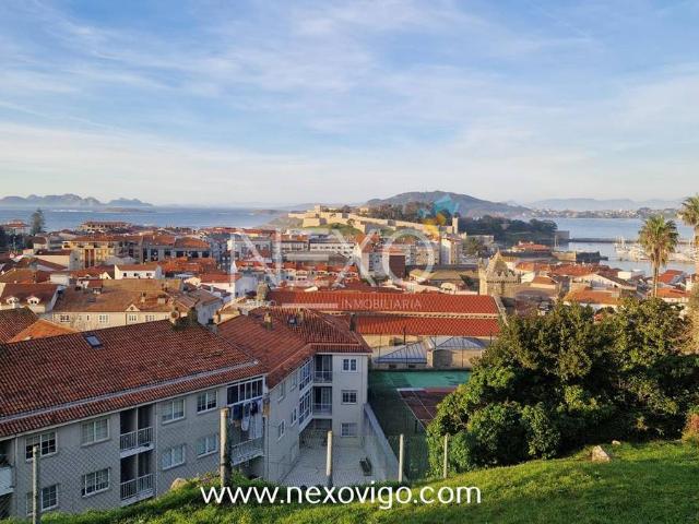 Piso en venta en Baiona, Vigo