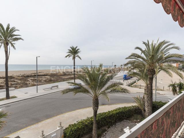 Apartamento en venta en Castelldefels, Centre