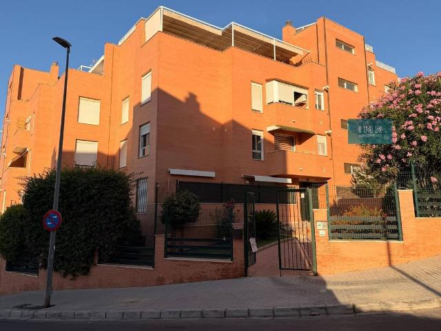 Piso en venta en Camas, Andalucía