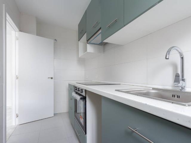 Piso en venta en Camas, Andalucía