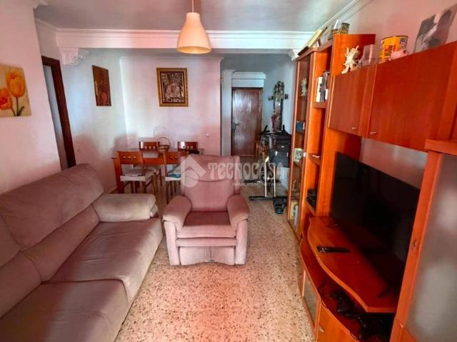Piso en venta en Camas, Andalucía