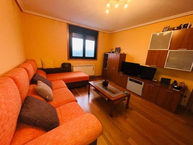 Piso en venta en Barbadás, Ourense