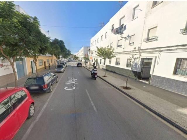 Piso en venta en Barrio de La Paz, Barbate