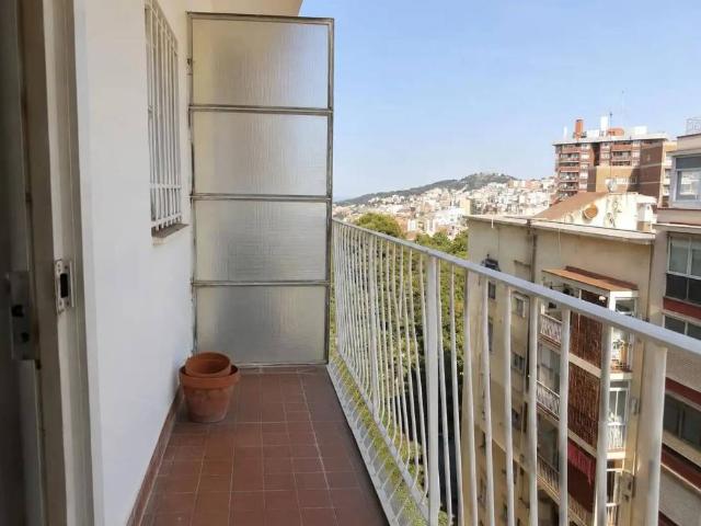 Piso en venta en Horta-Guinardó, Barcelonès