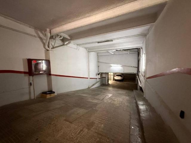 Local Comercial en venta en Gràcia, Barcelonès