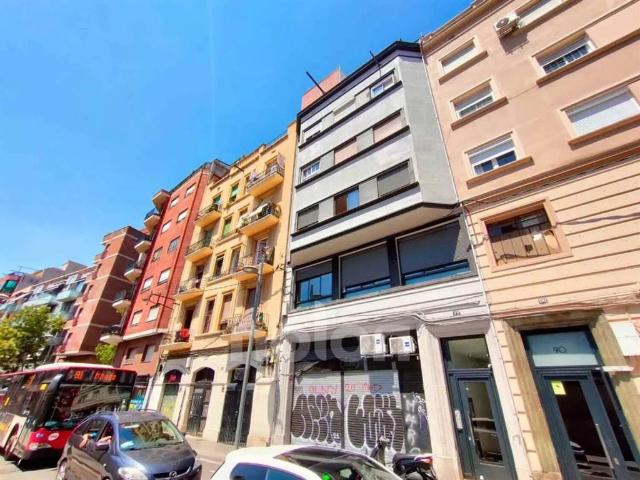 Piso en venta en Sants-Montjuïc, Barcelonès
