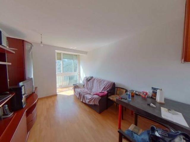 Piso en venta en Nou Barris, Barcelonès