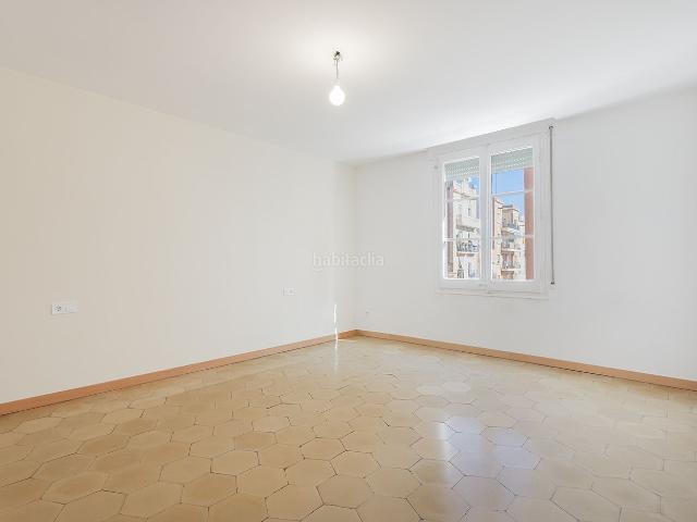 Piso en venta en Sants-Montjuïc, Barcelonès