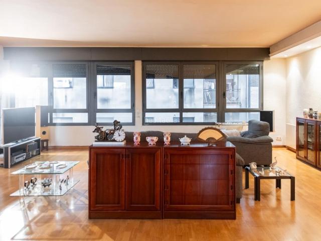 Piso en venta en Sants-Montjuïc, Barcelonès