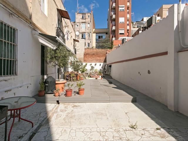 Piso en venta en Barcelona, Sants